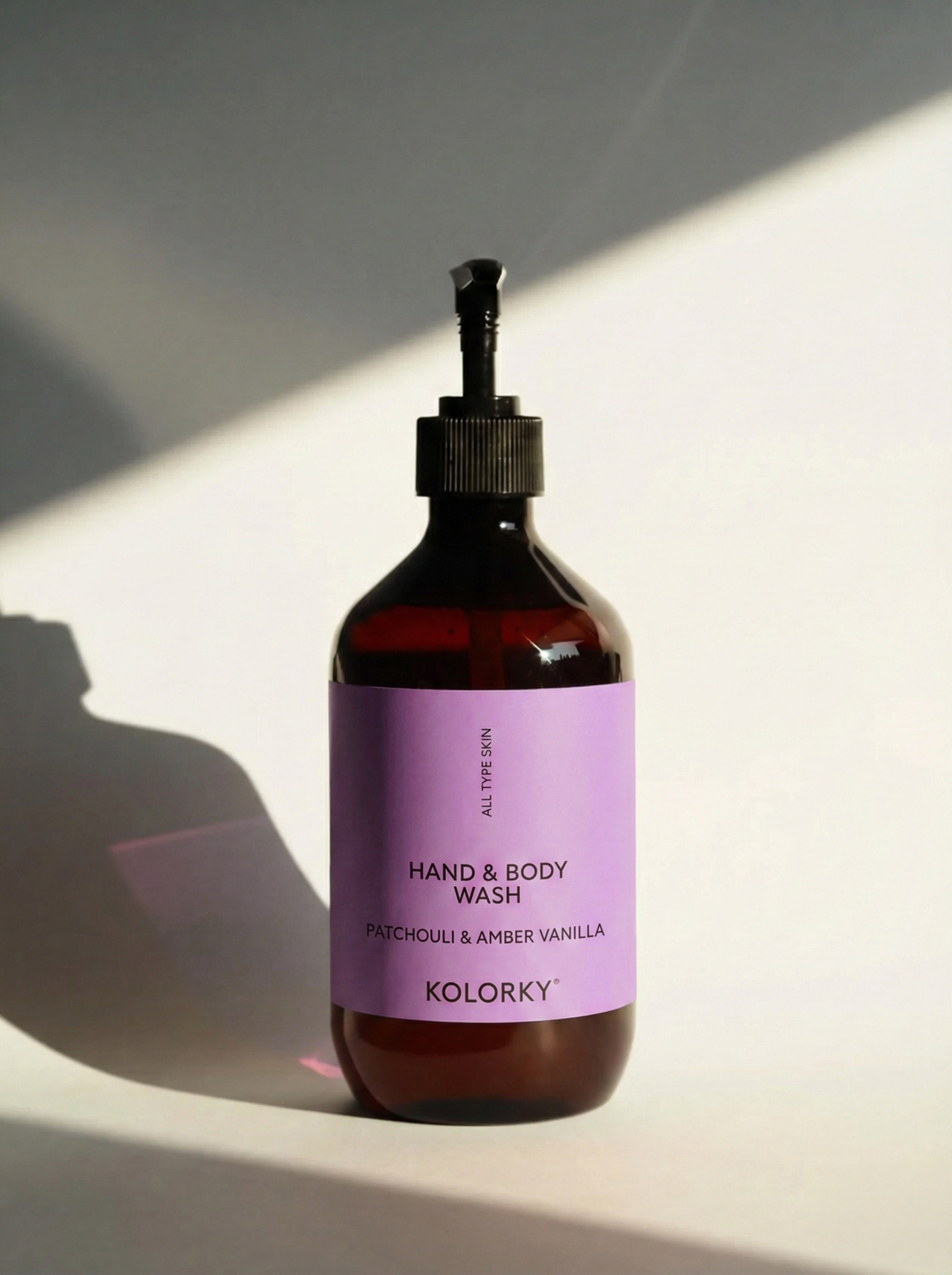 HAND & BODY WASH, Patchouli & Amber Vanilla, 490 ml